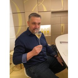 Champagne og boblesmagning fredag d. 21. marts kl. 19:00