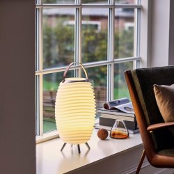 Kooduu Synergy 50 S lampe med vink�ler &amp; musik, hvid